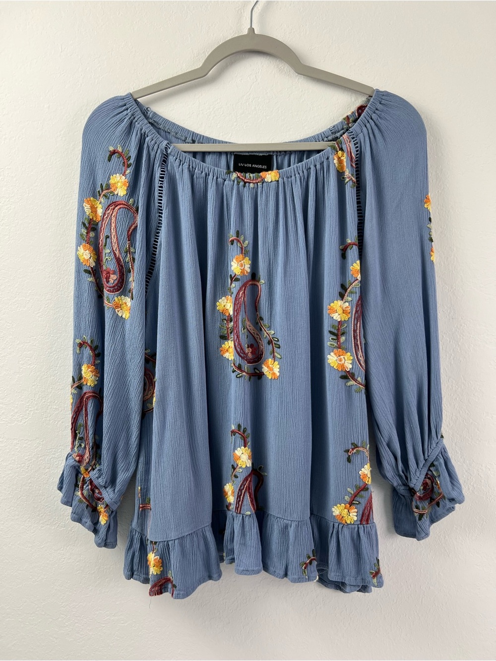 Liv Los Angeles Blue Embroidered Floral Boho Peasant Rayon Vacation Beach Top